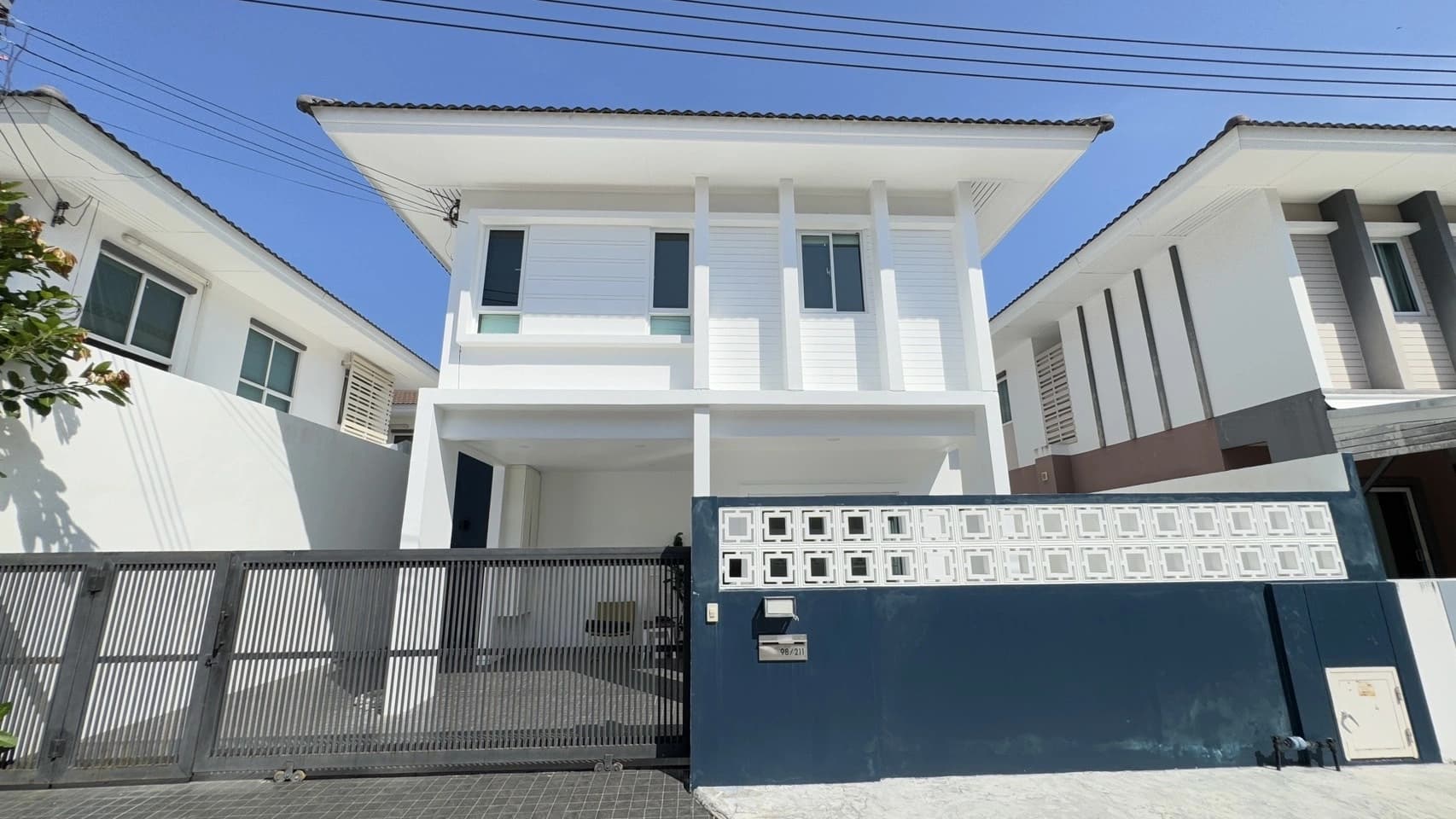 3 Beds House, Habitia