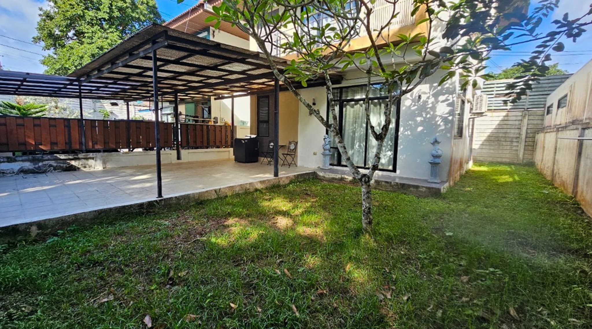 3 bedroom house for rent Sabai Village