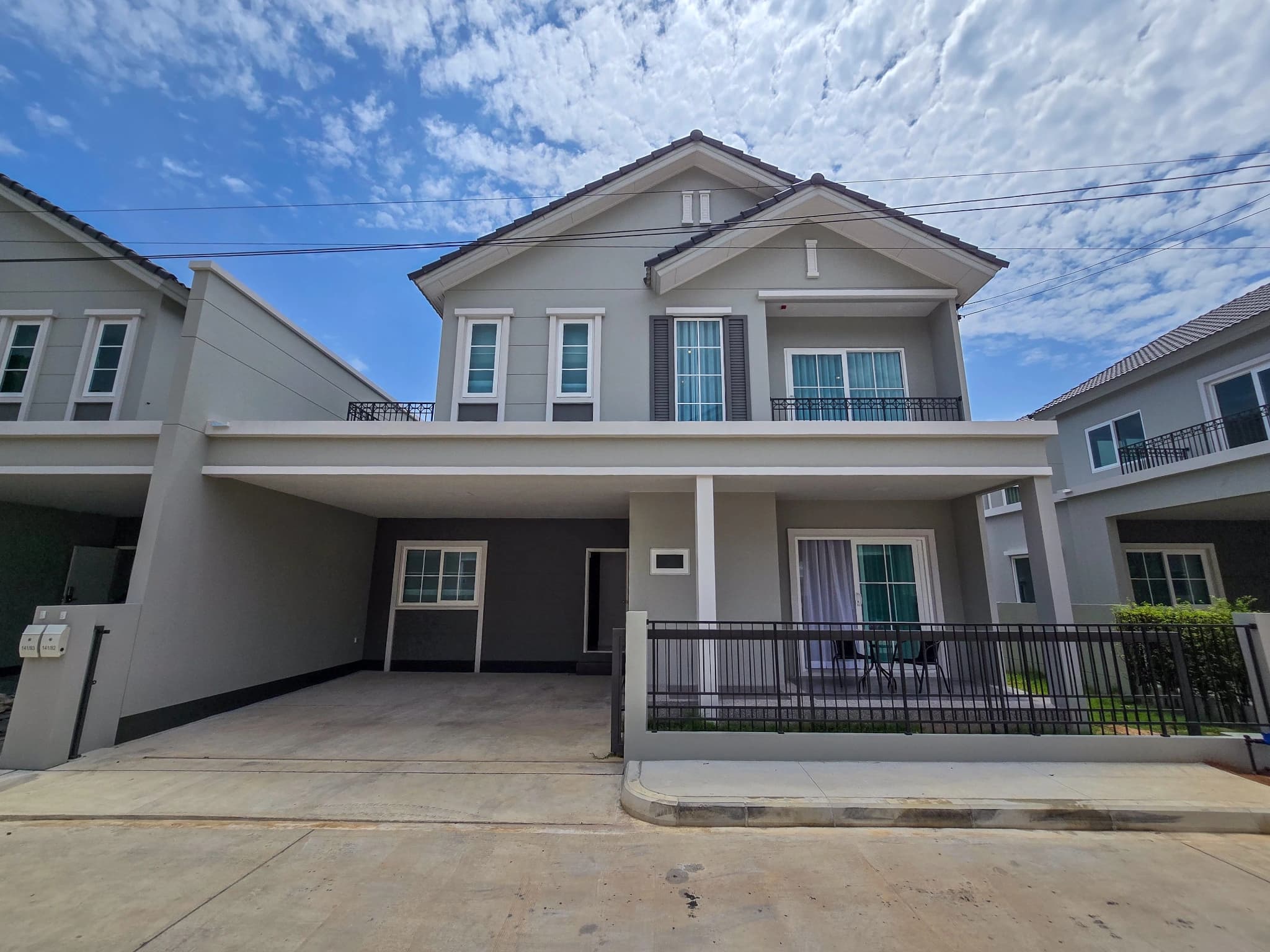3 bedroom house for rent Anasiri Paklok