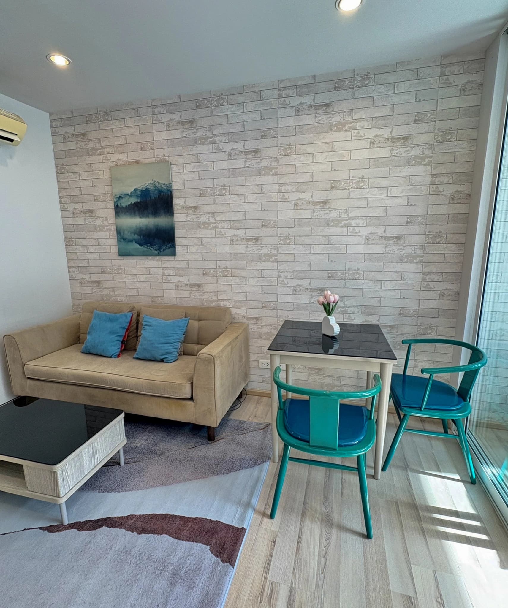 1 bedroom condo for rent The Base Height - photo 4
